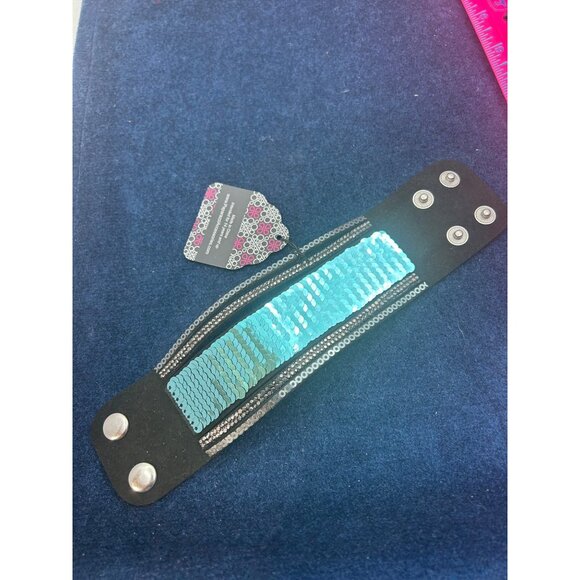 Paparazzi Snap Closure Mermaid Sequin Cuff Bracelet Black Faux Leather & Blue Sh - Picture 3 of 6